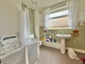 Photo 11- click for photo gallery